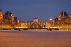 louvre gratis te bezoeken op elke eerste zonadg van de maand